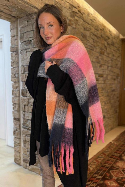 Valley Scarf 7 /5=